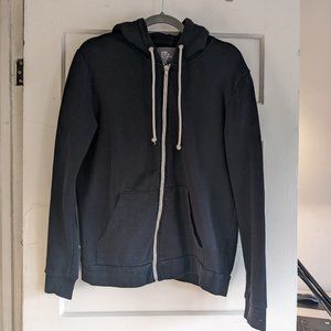 BLACK HOODIE